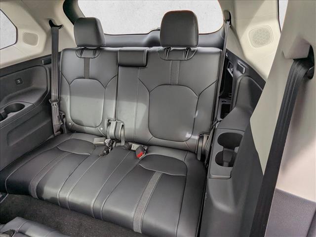 new 2025 Honda Pilot car, priced at $51,550