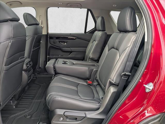 new 2025 Honda Pilot car, priced at $51,550