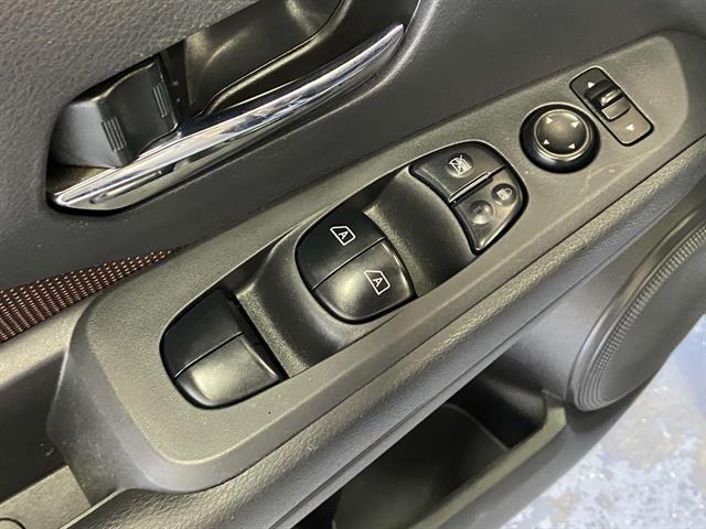 used 2021 Nissan Kicks car