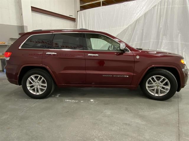 used 2017 Jeep Grand Cherokee car, priced at $17,995