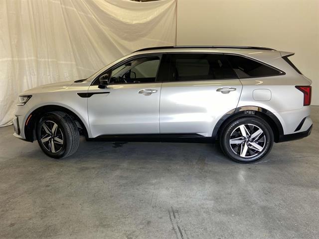 used 2022 Kia Sorento car, priced at $22,881