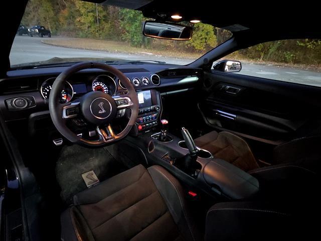 used 2017 Ford Shelby GT350 car