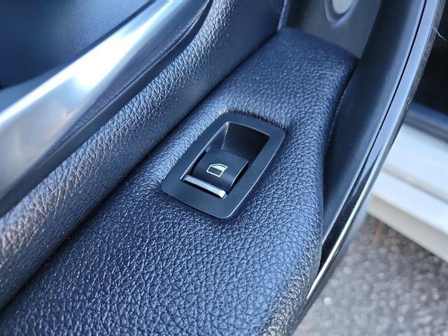 used 2018 BMW 330 car, priced at $16,999