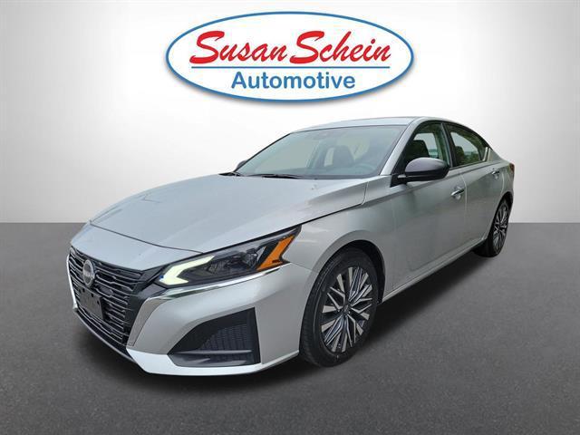 used 2024 Nissan Altima car, priced at $21,999