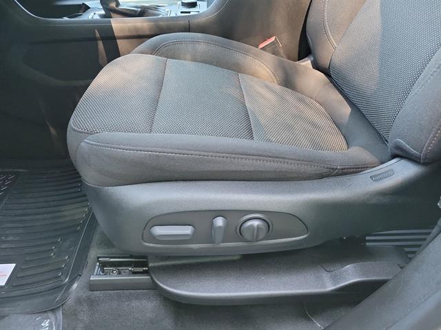 used 2023 Chevrolet Traverse car, priced at $24,999