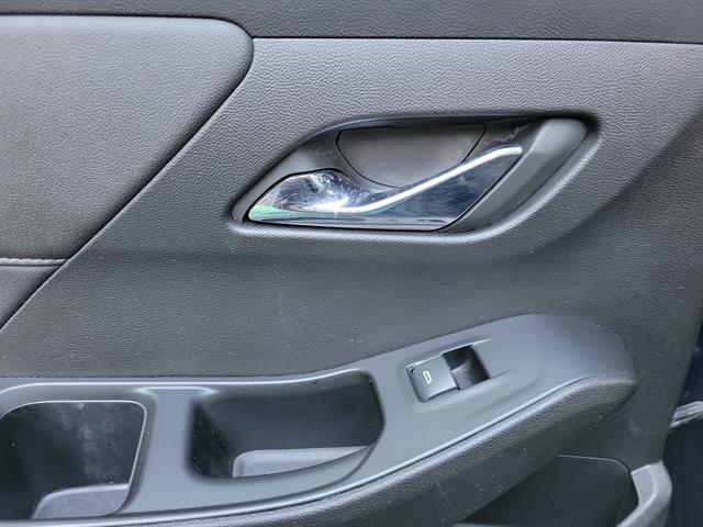 used 2023 Chevrolet Traverse car, priced at $24,999