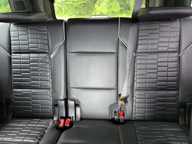 used 2021 Cadillac Escalade ESV car, priced at $50,999