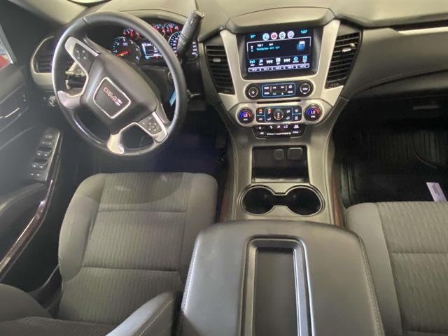 used 2020 GMC Yukon XL car, priced at $28,795