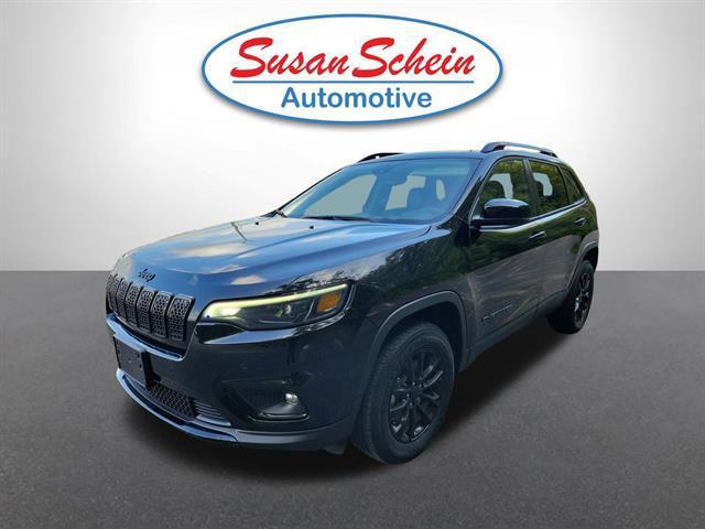 used 2023 Jeep Cherokee car, priced at $21,999