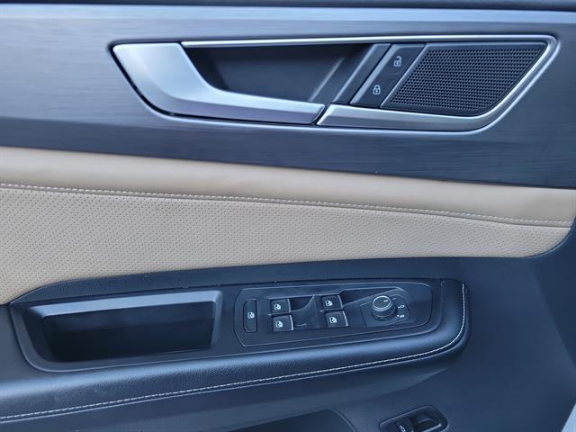 used 2024 Volkswagen Atlas Cross Sport car, priced at $27,833