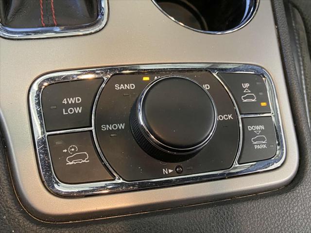 used 2019 Jeep Grand Cherokee car, priced at $25,395