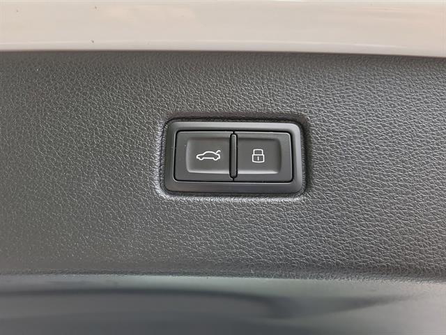 used 2017 Audi Q7 car, priced at $17,999