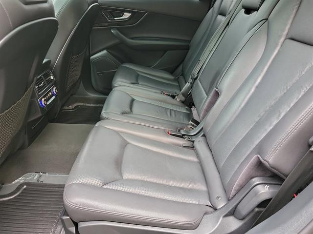 used 2017 Audi Q7 car, priced at $17,999
