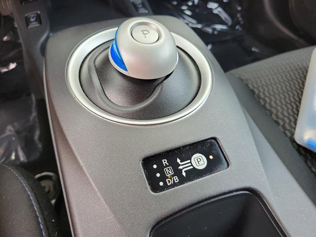 used 2015 Nissan Leaf car, priced at $4,900