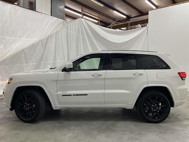 used 2018 Jeep Grand Cherokee car, priced at $19,500