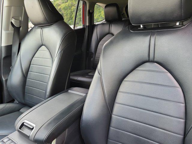 used 2023 Toyota Highlander car
