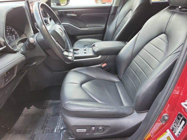 used 2023 Toyota Highlander car