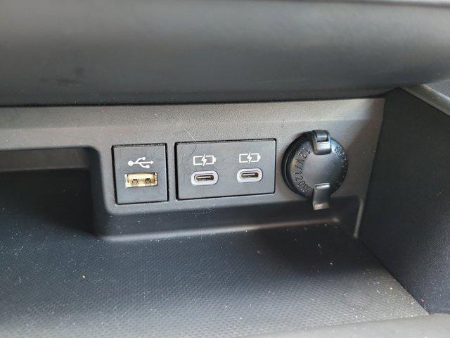 used 2023 Toyota Highlander car