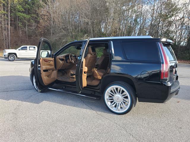 used 2017 Cadillac Escalade car, priced at $28,995