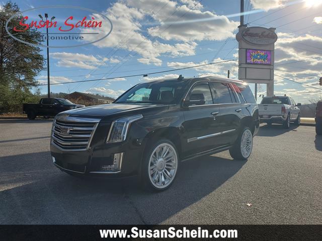 used 2017 Cadillac Escalade car, priced at $28,995