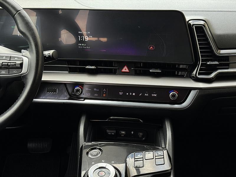 used 2023 Kia Sportage Hybrid car, priced at $29,989