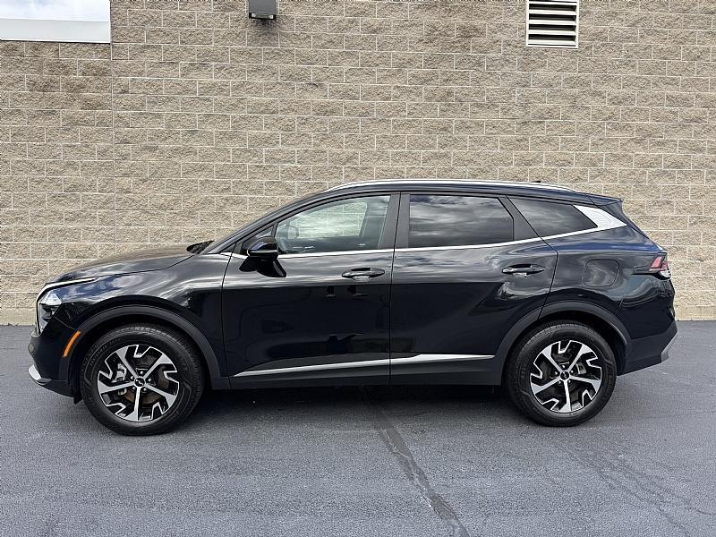 used 2023 Kia Sportage Hybrid car, priced at $29,989
