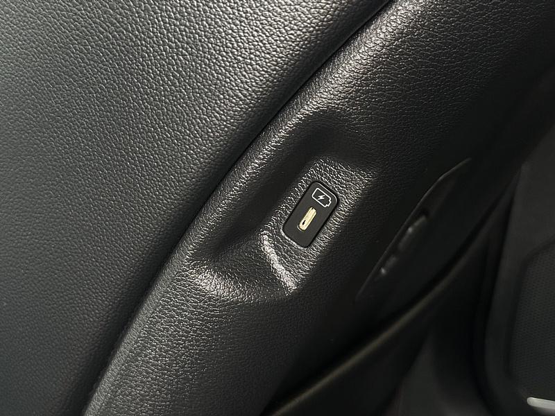 used 2023 Kia Sportage Hybrid car, priced at $29,989
