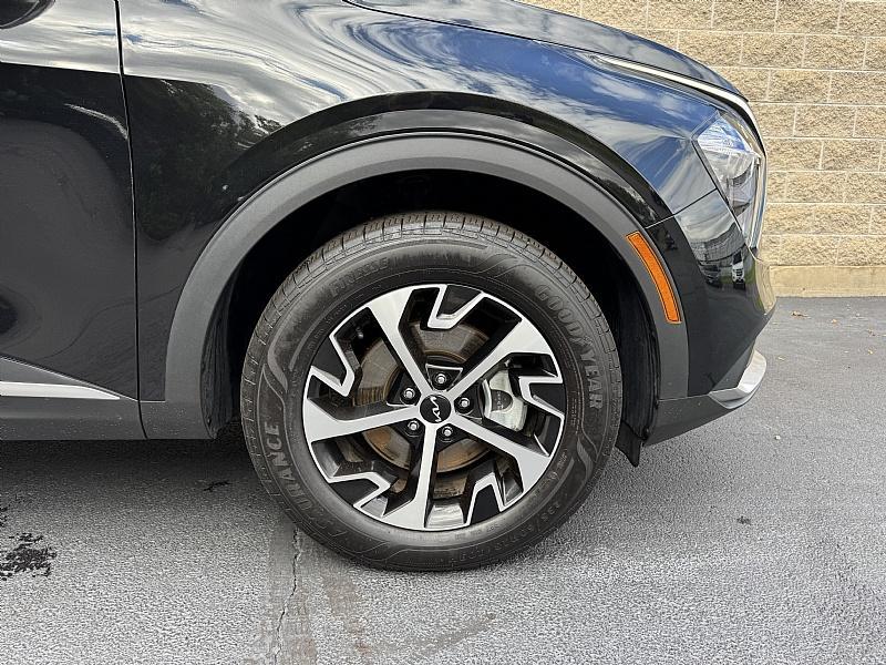 used 2023 Kia Sportage Hybrid car, priced at $29,989