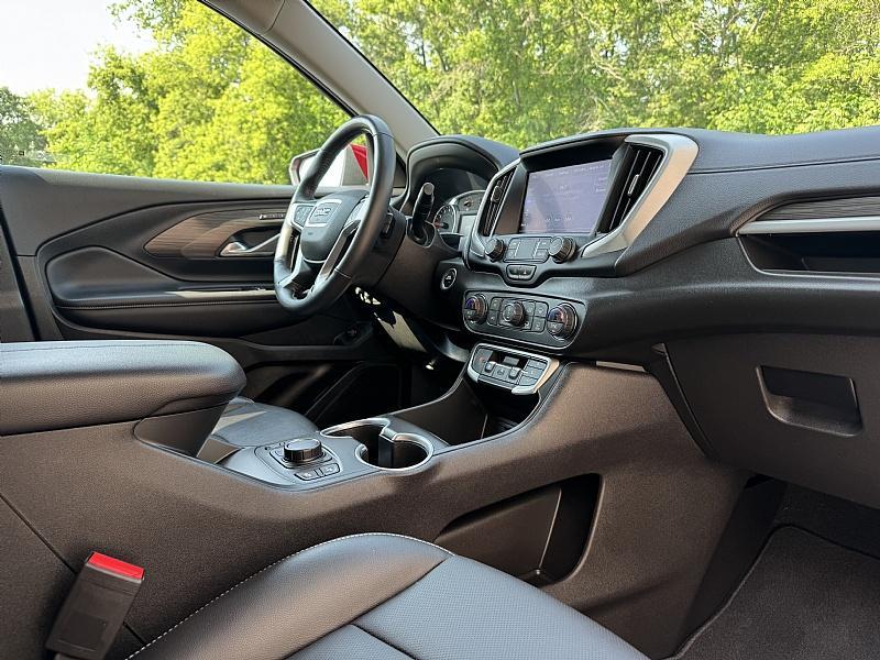 used 2022 GMC Terrain car, priced at $27,989