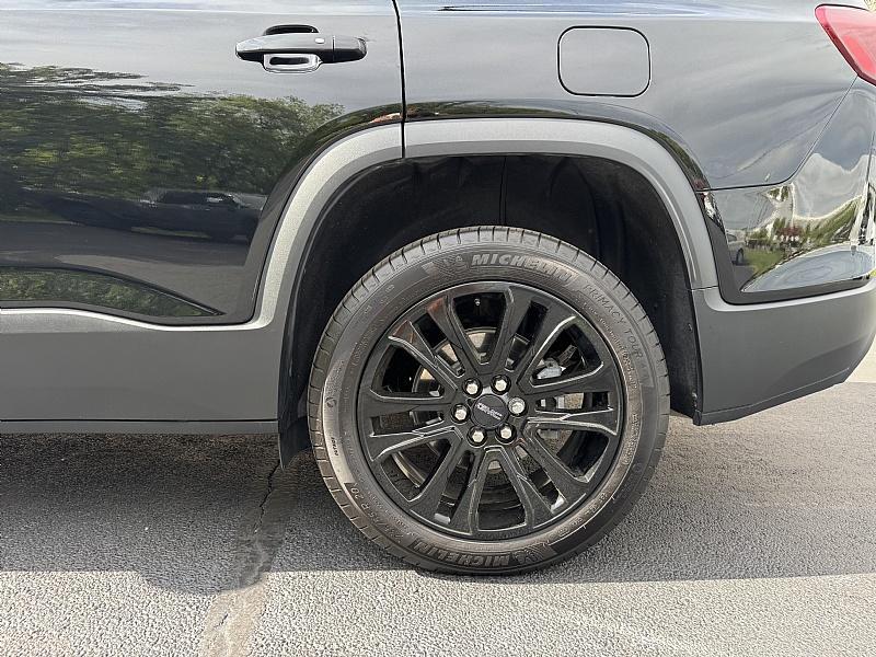 used 2023 GMC Acadia car, priced at $33,989