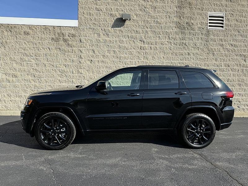 used 2022 Jeep Grand Cherokee WK car, priced at $32,989
