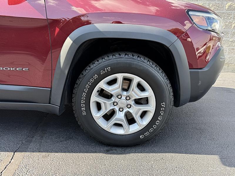 used 2019 Jeep Cherokee car, priced at $22,989