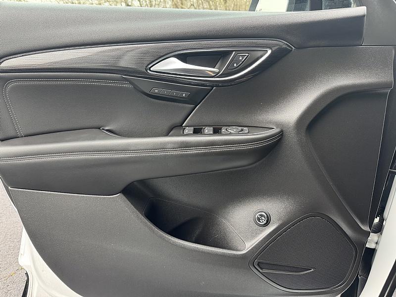 used 2023 Buick Envision car, priced at $33,989