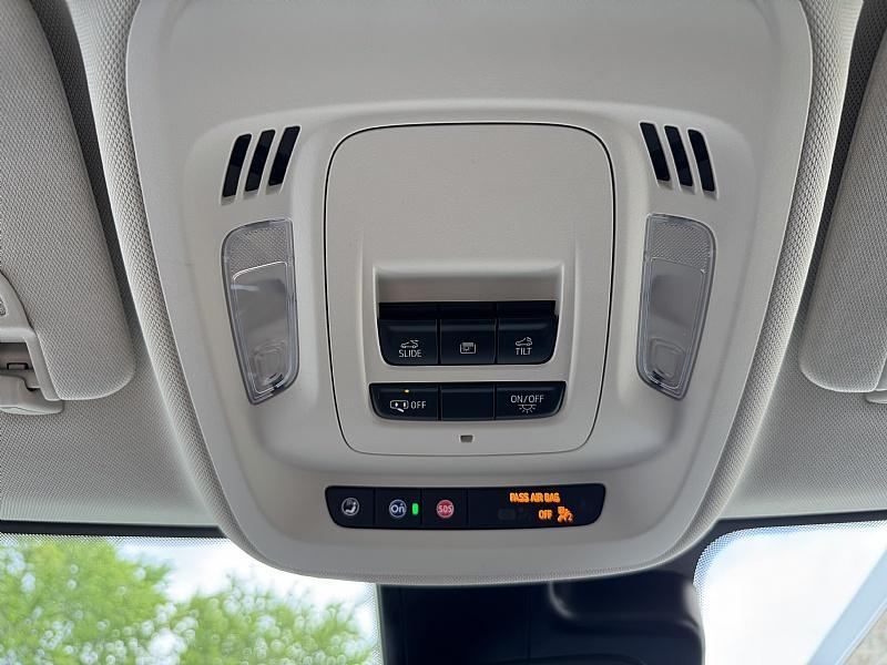 used 2023 Buick Envision car, priced at $33,989
