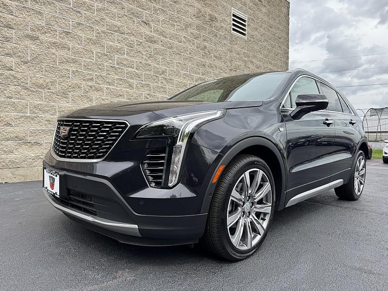 used 2022 Cadillac XT4 car, priced at $31,989
