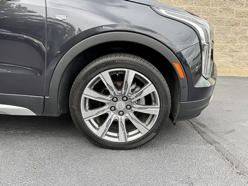 used 2022 Cadillac XT4 car, priced at $31,989