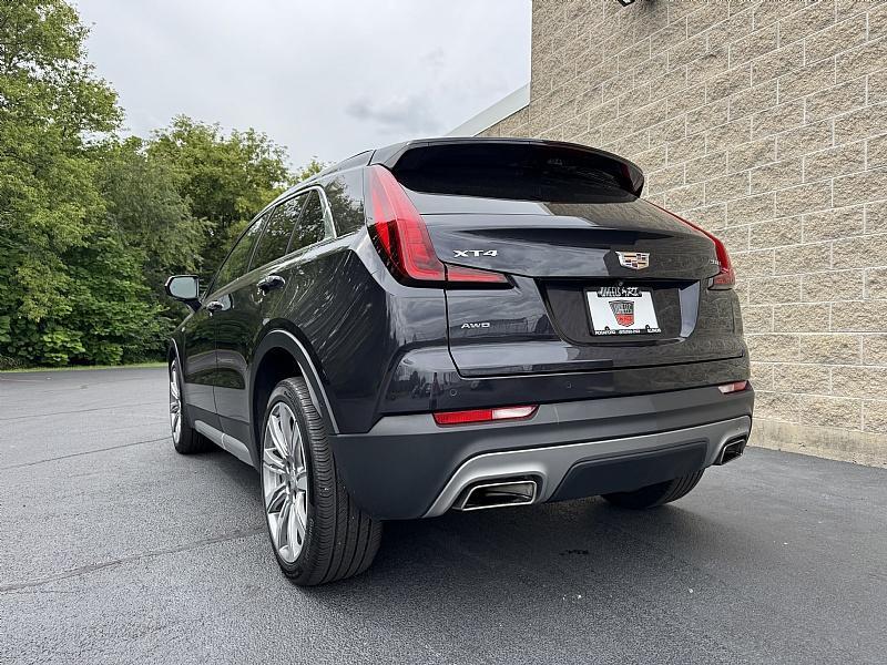 used 2022 Cadillac XT4 car, priced at $31,989