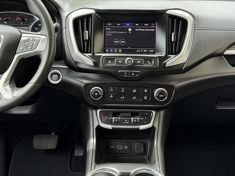 used 2024 GMC Terrain car, priced at $27,989