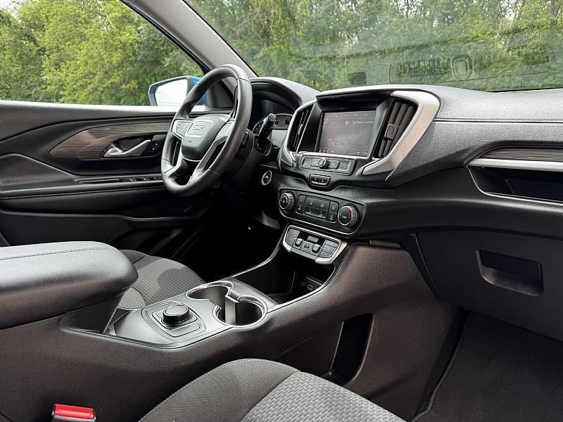 used 2024 GMC Terrain car, priced at $27,989
