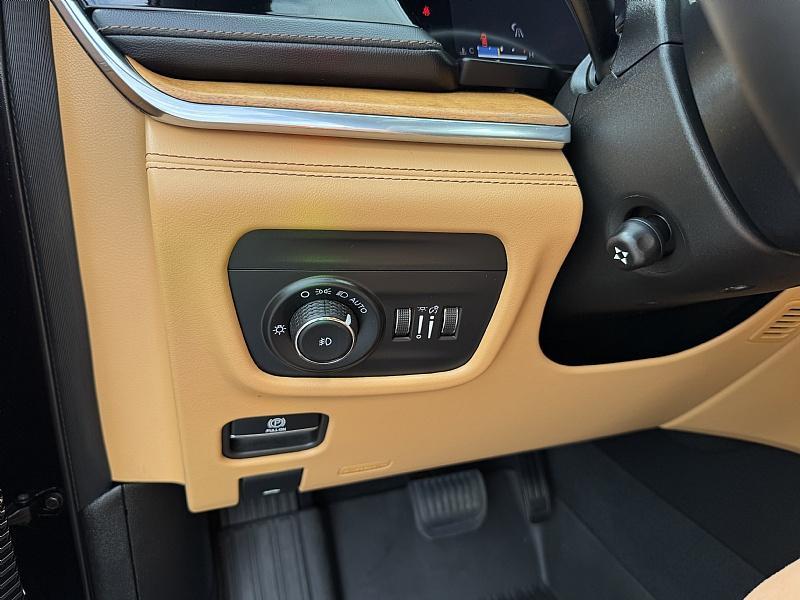 used 2024 Jeep Grand Cherokee car, priced at $57,989