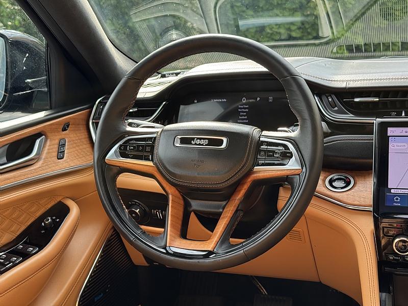 used 2024 Jeep Grand Cherokee car, priced at $57,989