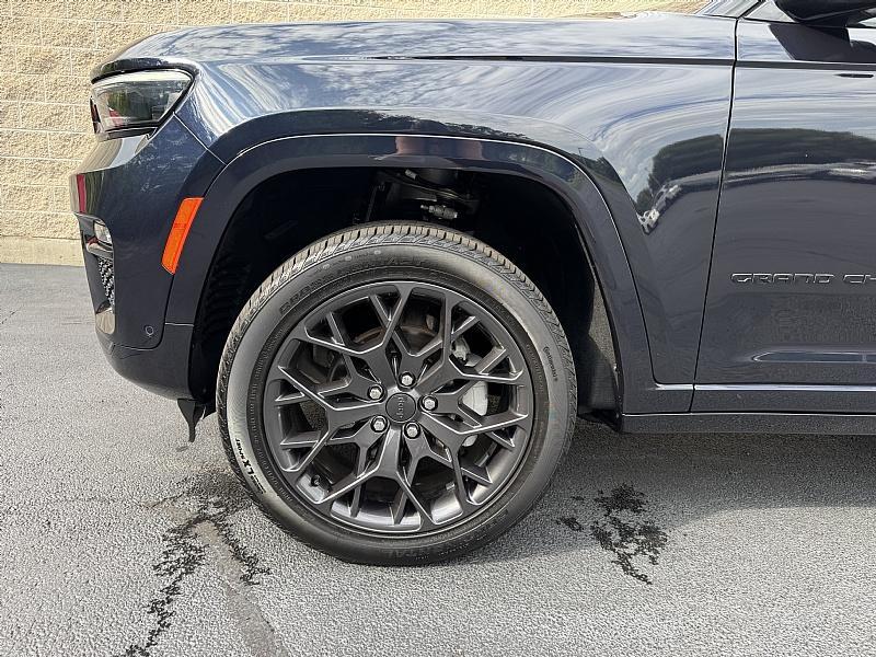 used 2024 Jeep Grand Cherokee car, priced at $57,989