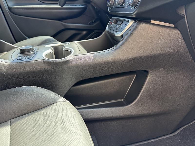 used 2022 GMC Terrain car, priced at $27,989
