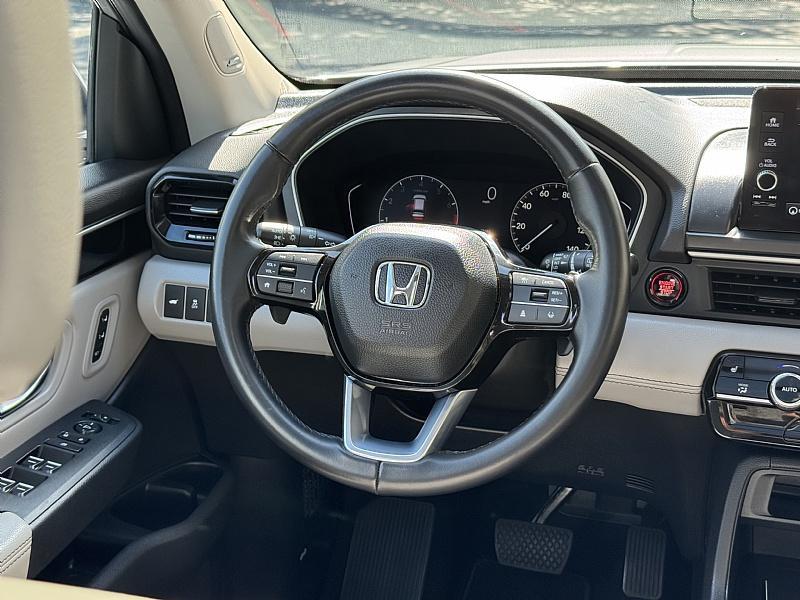 used 2023 Honda Pilot car, priced at $45,989