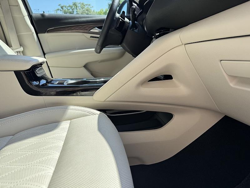 used 2021 Buick Envision car, priced at $29,989
