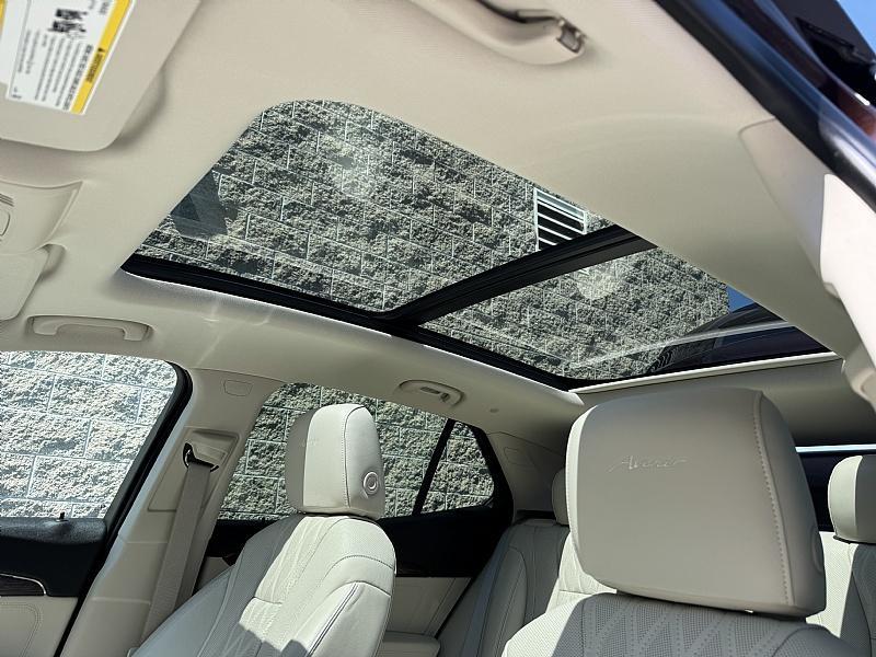 used 2021 Buick Envision car, priced at $29,989
