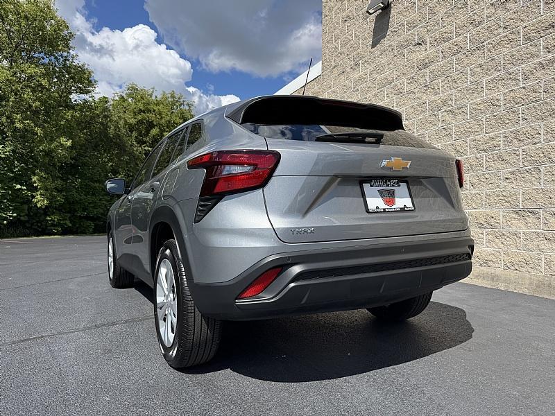 used 2024 Chevrolet Trax car, priced at $23,989