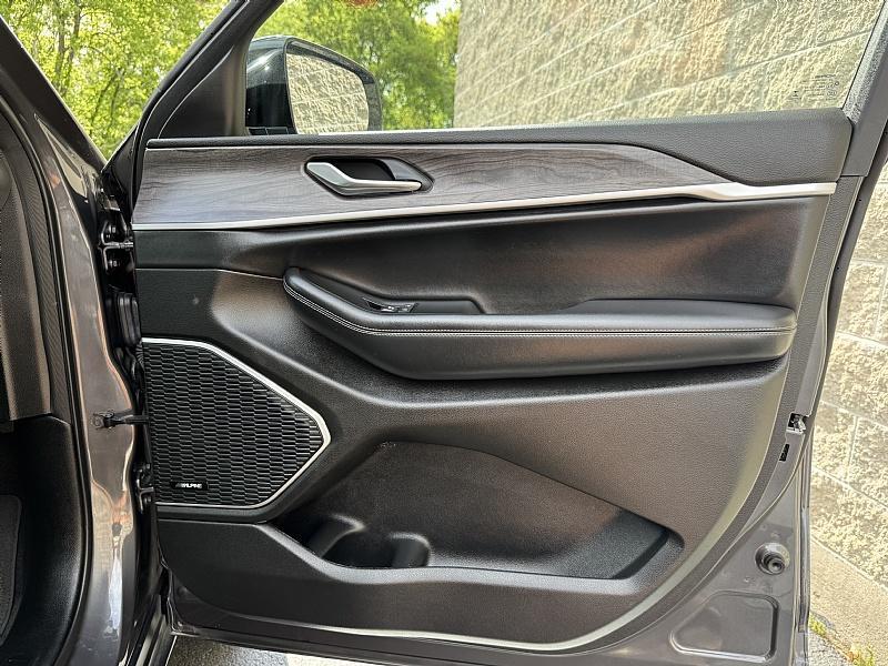 used 2022 Jeep Grand Cherokee L car, priced at $37,989
