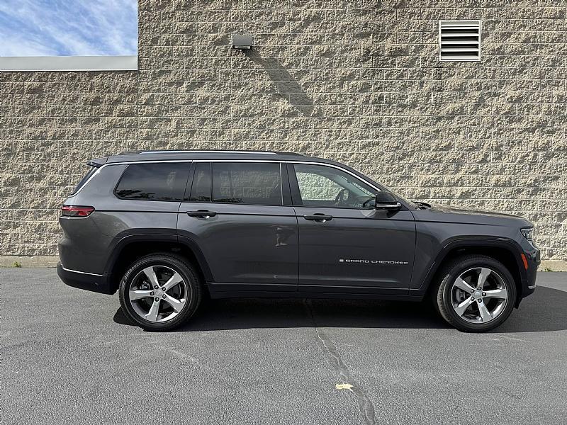 used 2022 Jeep Grand Cherokee L car, priced at $37,989