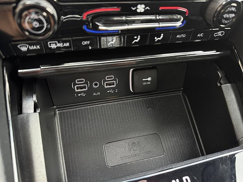 used 2023 Jeep Grand Cherokee car, priced at $35,989